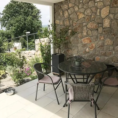 Lavanda Ruzmarin Apartment *