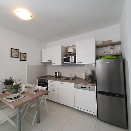 Apartment Lavanda Ruzmarin *