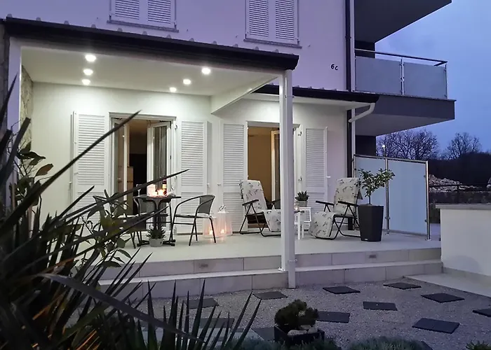 Lavanda Ruzmarin 奈维斯