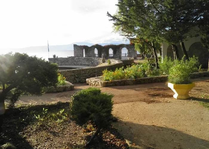 Lavanda Ruzmarin * 奈维斯